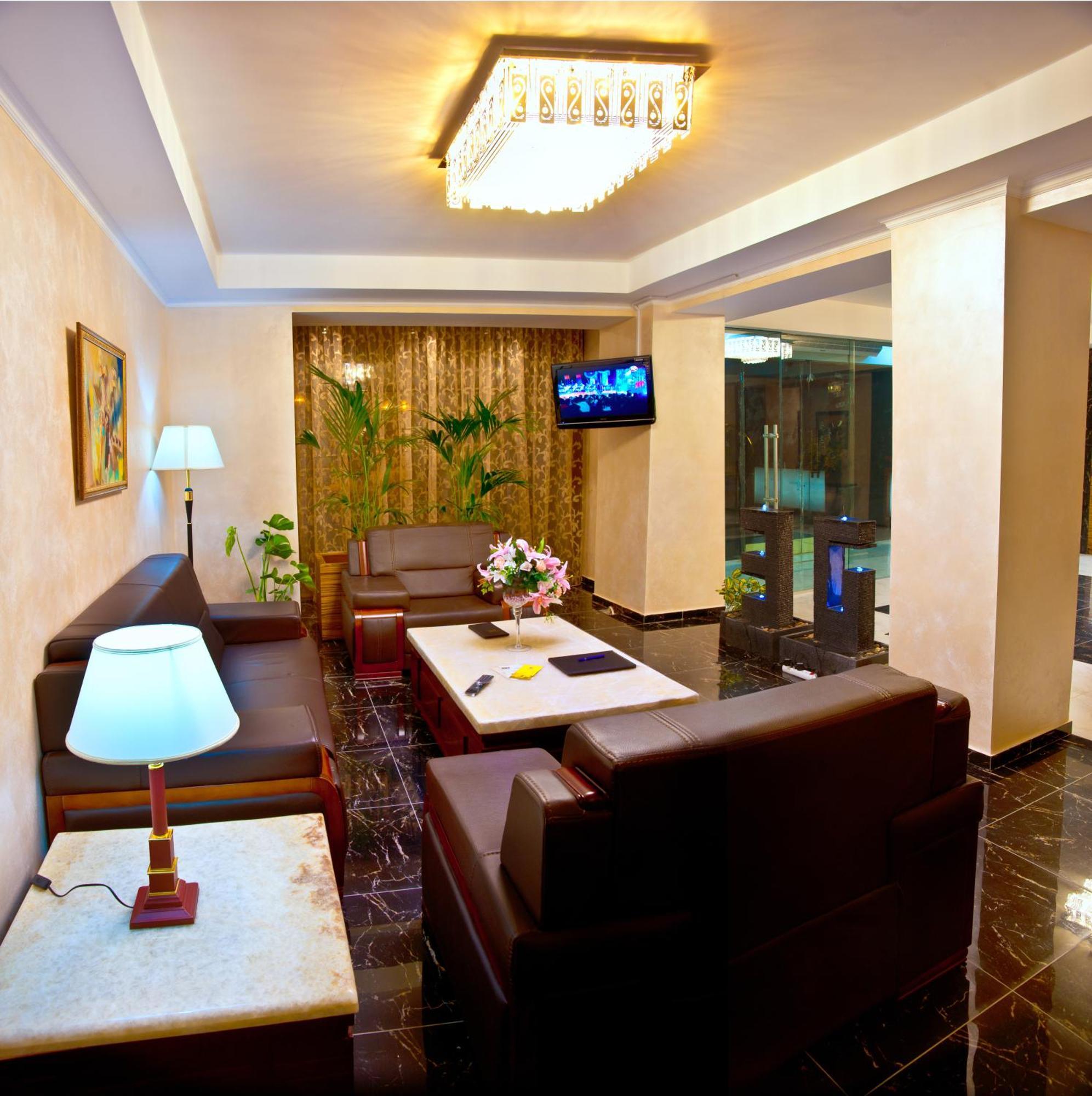 Goldman Empire Hotel Nur-Sultan  Exterior photo